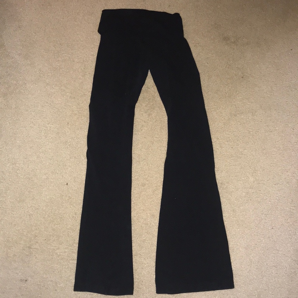 Solow brand black yoga pants